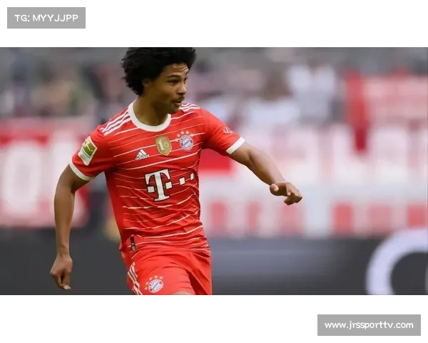 拜仁边锋格纳布里伤愈复出，替补登场展现状态